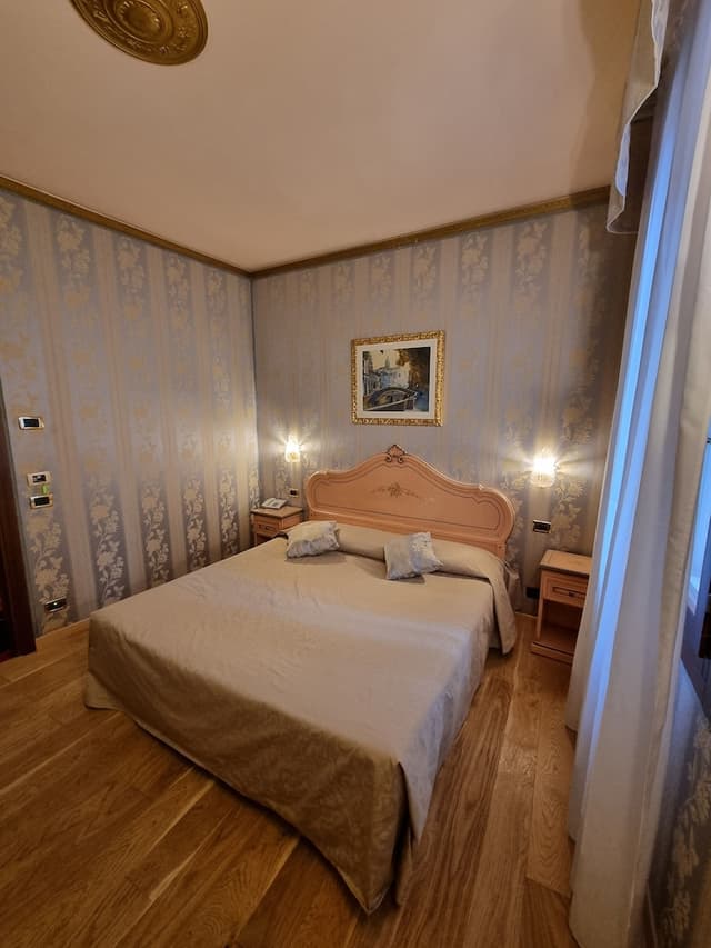 Classic Double Room