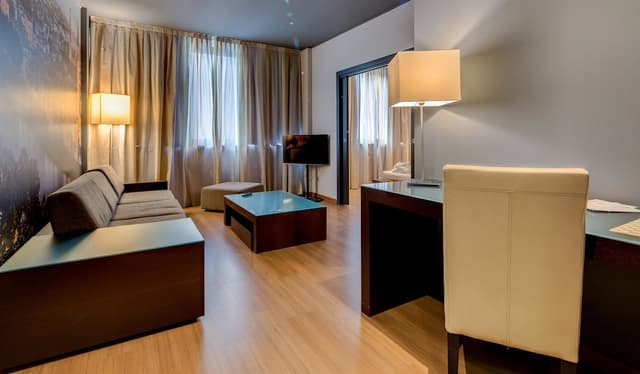Suite, Multiple Beds, Non Smoking