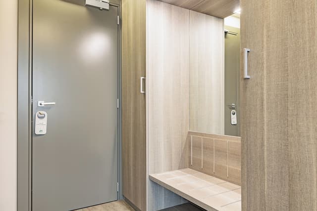 Comfort Room, Multiple Beds