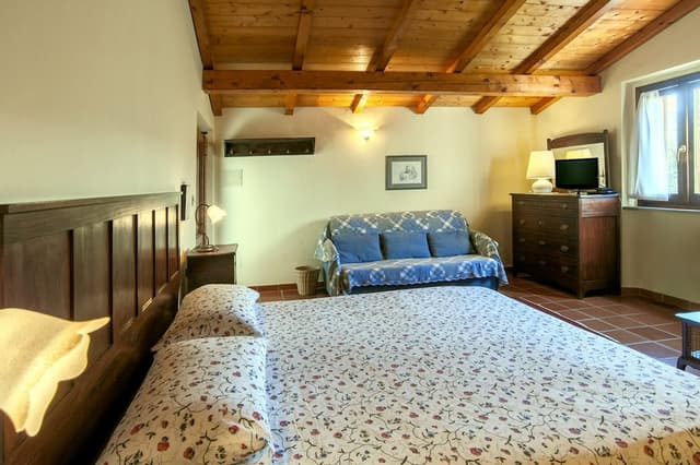 Superior Double Room, Ensuite, Garden View