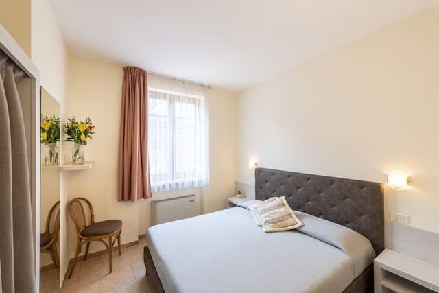 Apartment, 2 Bedrooms, Balcony, Lake View