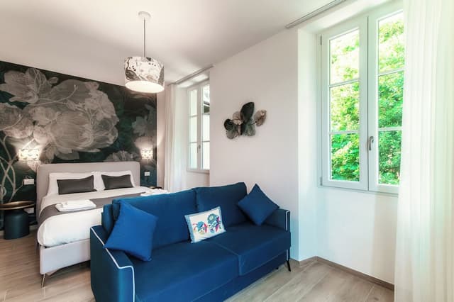 Deluxe Quadruple Room, Lake View
