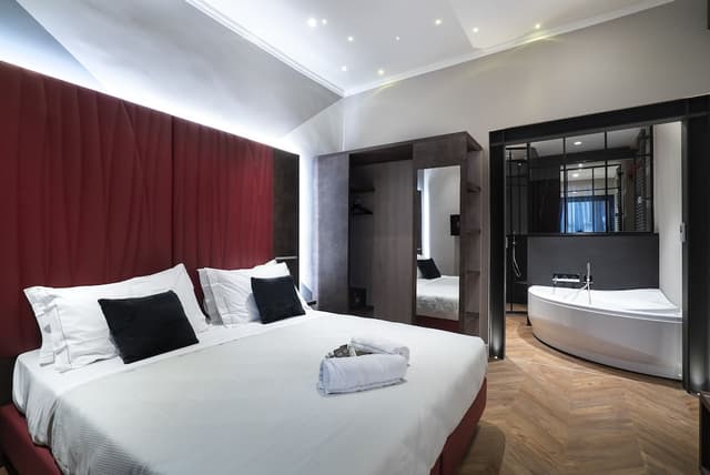 Suite Luxury Sauna Jacuzzi