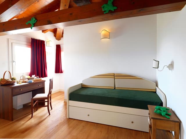 Grand Single Room