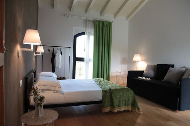 Room, Annex Building (Ciliegeto)