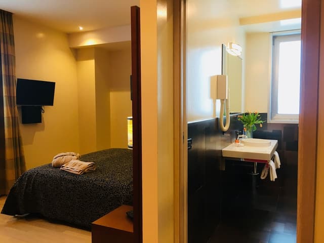 Double Room Single Use