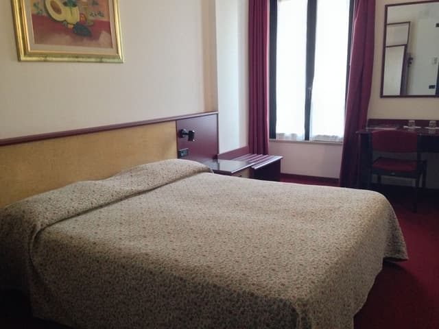 Double Room Single Use, Lake View