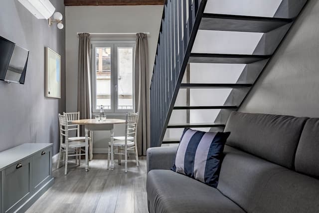 L 1 Bedroom Apartment, Sofa Bed, Duplex