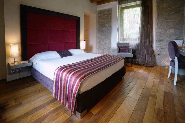 Classic Room, Courtyard View