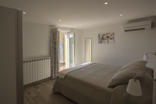 Panoramic Apartment, 2 Bedrooms, Balcony, Lake View