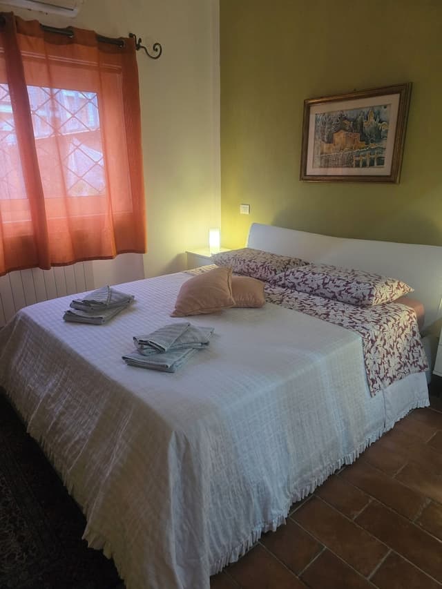 Comfort Room, 1 King Bed, Non Smoking