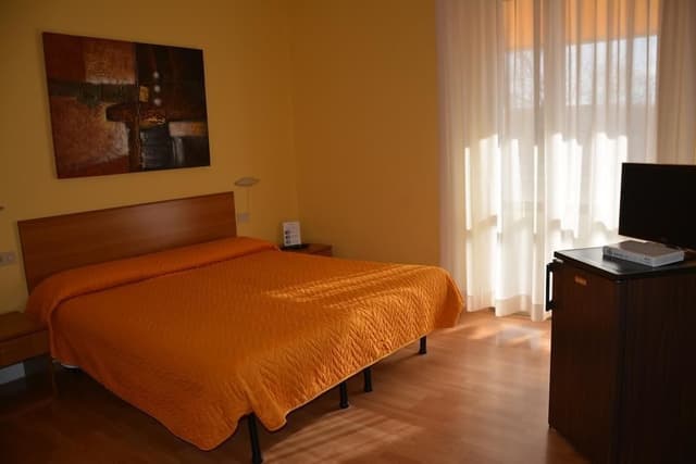 Business Double or Twin Room, Partial Sea View