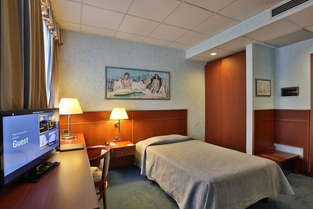 Single Room