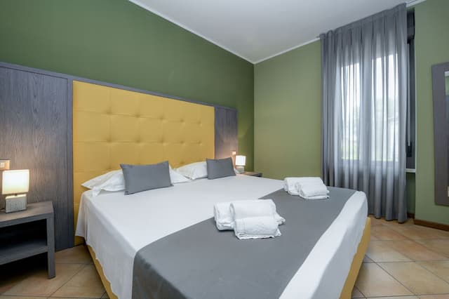 Family Room (for 4 people)