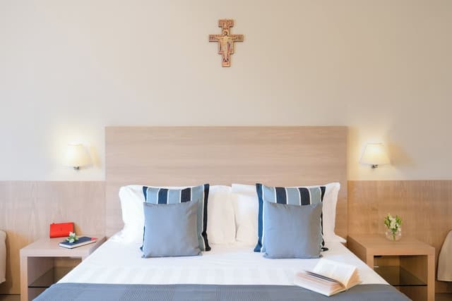 Standard Double or Twin Room, Garden View