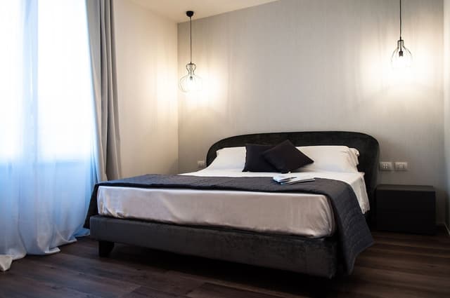 Suite, 1 King Bed with Sofa bed, Non Smoking, City View