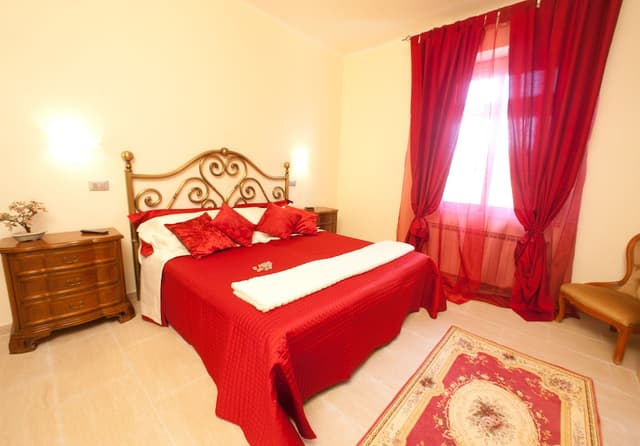 Double Room, Shared Bathroom, Courtyard View