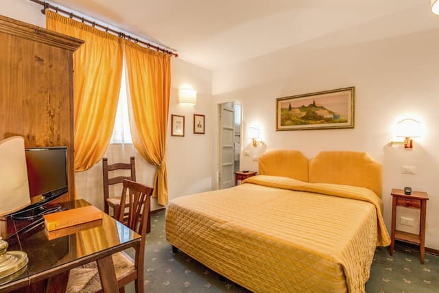 Classic Double Room