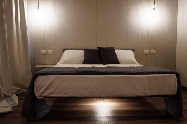 Deluxe Double Room, 1 Queen Bed, Non Smoking, City View (M deluxe)
