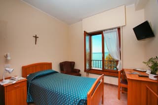 Superior Single Room, Lake View