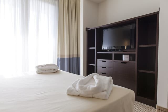 Suite, 1 King Bed, Hot Tub