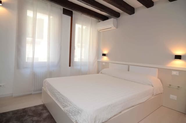 Design Apartment, Multiple Beds, Kitchen