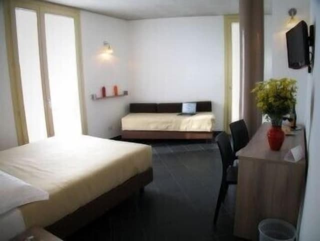 Junior Triple Room, Multiple Beds