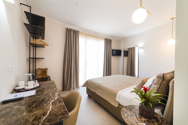 Double Room, 1 Queen Bed, Non Smoking