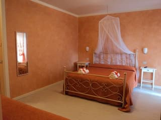 Double Room, Jetted Tub