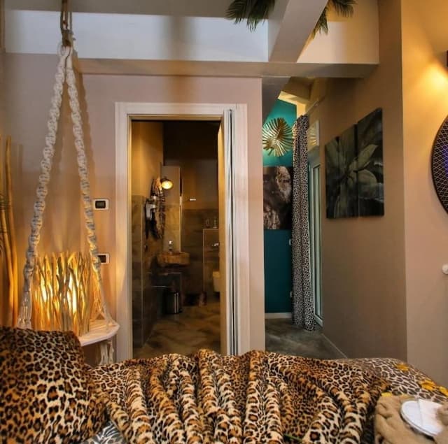 Royal Room