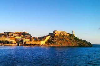 Portoferraio, the fisherman village chosen by Etruscans, Medici and Napoleon