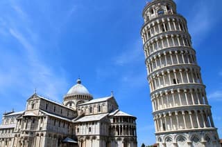 From Florence: Pisa and Lucca PrivateTour by Minivan