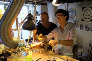 Create your Glass Artwork: Private Lesson with Local Artisan in Venice
