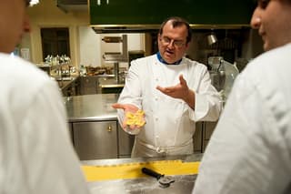 From the Culatello tasting to the cooking lesson with rolling pin