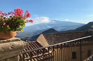Mt Etna and Winery Lunch Big Day Out Tour - 3 people minimum