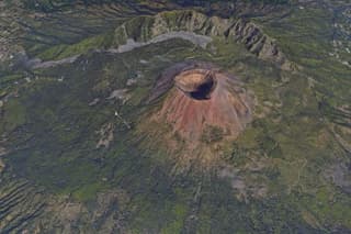 Private Tour: Herculaneum - Pompeii - Vesuvius with pickup