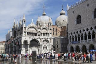 Doge's Palace and St. Mark's Basilica Guided Tour in Venice