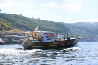 From Salerno: Small Group Li Galli Islands and Capri Boat Tour