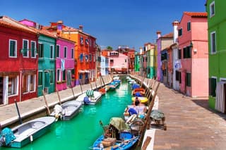 Murano and Burano Islands 4-Hour Tour