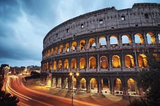 Transfer from Rome to the Amalfi Coast with a 2hr stop at Pompeii (1-8 PAX)