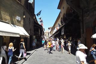 Best Of Tuscany In 1 Day: Pisa, Lucca And Florence - Private Tour From Livorno