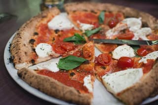 Naples Street food. Cultural tour for those who love local food