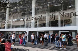 Transfer from Naples to Naples