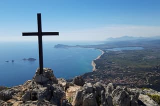 Hike with views of the Gulf of Arbatax