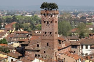 Pisa/Lucca from Livorno