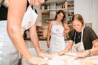 Cesarine: Private Pasta Class & Meal at Local's Home in Bologna