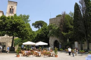 Private transfer Service from Ravello to Rome