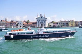 Full-Day Venice Lagoon Tour: Visit Murano, Burano and Torcello