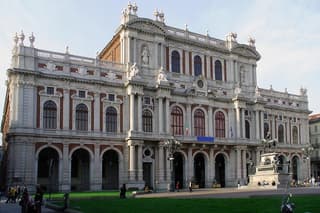 Private 8-hour Tour from Milan to Turin with Hotel pick-up and drop off