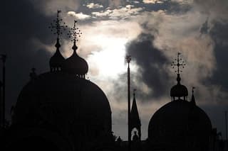 The sacred meets the prophane (free tour to Murano included) - PRIVATE
